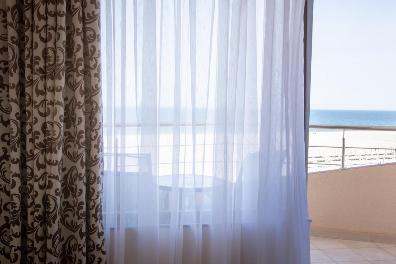 Hotel Bueno Mamaia Dış mekan fotoğraf